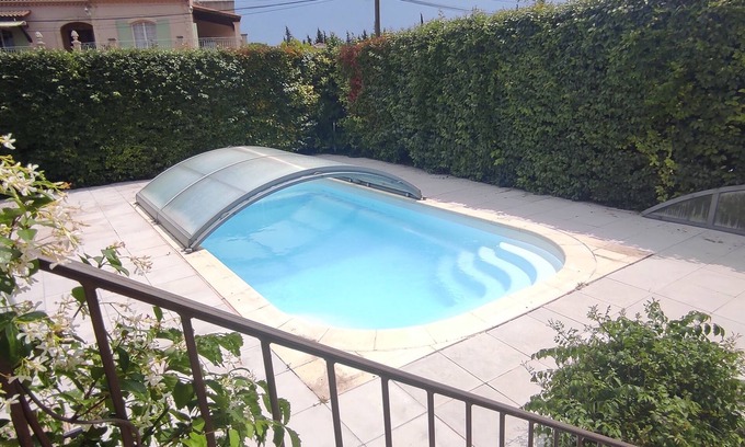 Pelissanne Casa | Provence house with indoor swimming pool