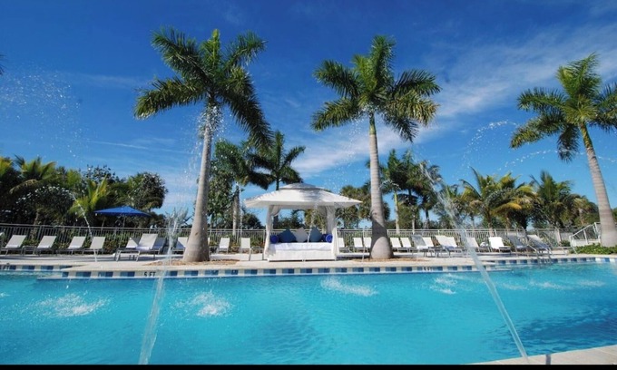 Doral Hotel | Provident at the Blue