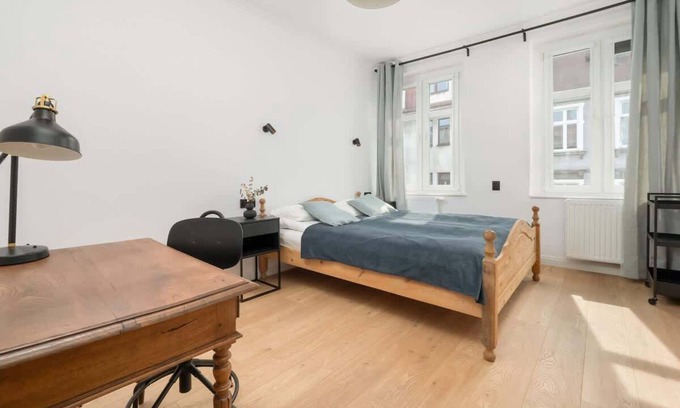 Zaspa Apartamento | Przestronny Bialy Apartament Gdansk Wrzeszcz by Noclegi Renters