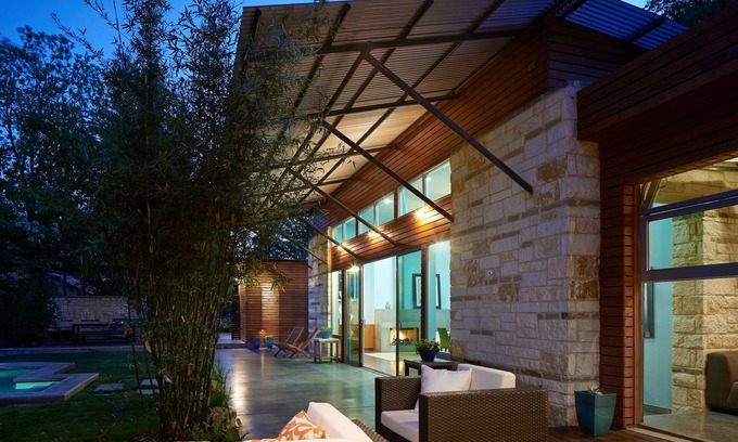 Fredericksburg Casa | Publicado en DWELL! La casa del arte! InTown, PISCINA, Perfect f / GIRLS, PAREJAS,