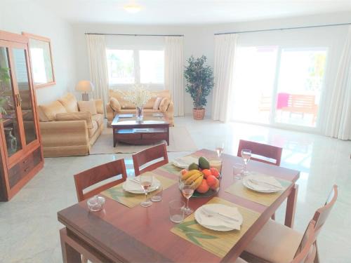 Puerto Banus Apartamento | PUERTO BANUS MARBELLA PLAYAS DEL DUQUE