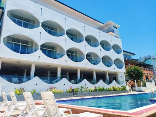 Puerto Galera Hotel | Puerto Galera Seaview Resort