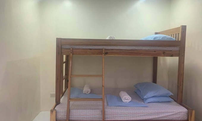 Puerto Princesa City Centre Casa | Puerto Princesa City Palawan Harmony Inn - Whole House
