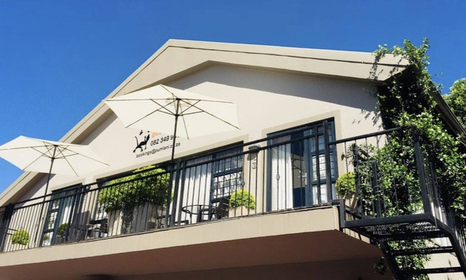 Schoemansville Casa | Pumleni Guesthouse