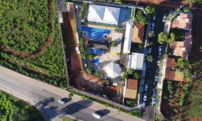 Setor Lagoa Quente Casa | PUNTA CALDAS> CASA 1> R $ 350 / CASA / NOCHE> ACOMODA HASTA 10