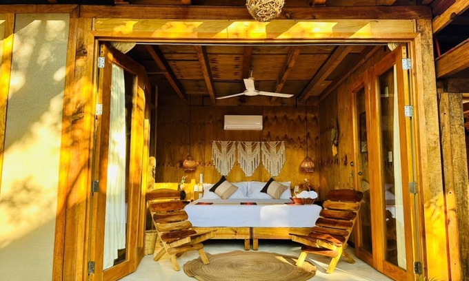 Barra de Colotepec Hotel | Punta Cortes