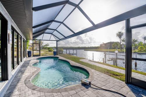 Burnt Store Isles Casa | Punta Gorda Paradise 3BR with Water Views & Pool