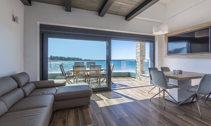 Lovrecica Apartamento | Punta Mulino Apartment A4 by the sea