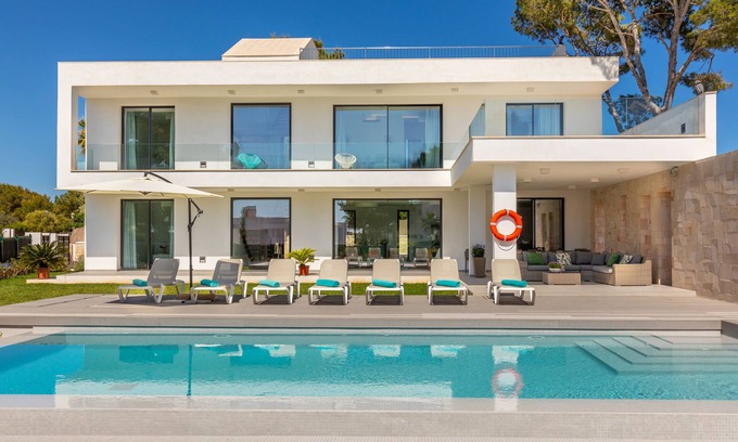 Portopetro Casa | Punta Port 7, Hochwertiger Neubau mit 4 DZ, Privater Pool in Ruhiger Wohngegend