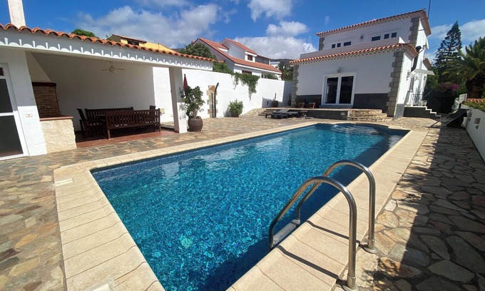 Candelaria Casa | Pura Vida, casa con preciosas vistas una piscina maravillosa Ubicación perfecta