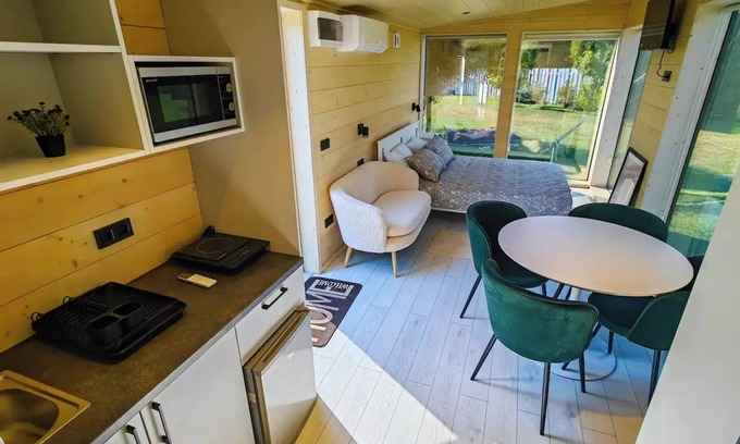 Vama Veche Casa | Pura Vida Tiny house Seaside Resort Mirror house