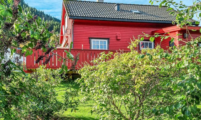 Volda Casa | Alojamiento de 2 habitaciones en Lauvstad