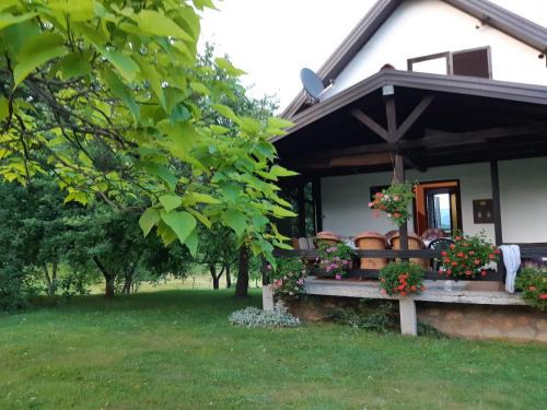 Zenica-Doboj Canton Casa | PURE NATURE