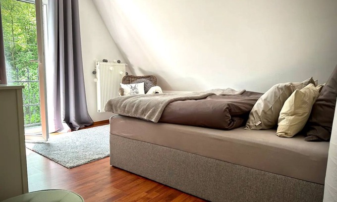 Meschede Apartamento | Pure well-being on 84 square meters in the Hochsauerland with wellness & garden
