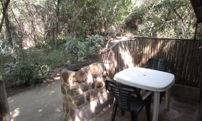 Thorny Bush Game Reserve Casa | Pure Wilderness in Amanzimlotzi Riverside Bush Tent in Limpopo, Kruger Park