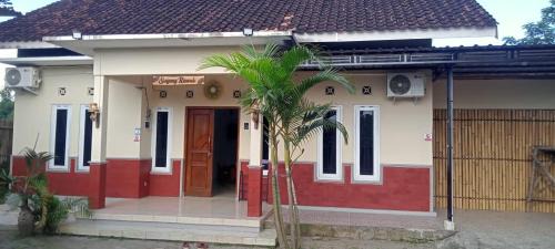 Sleman Casa | Purisani Suites Villa