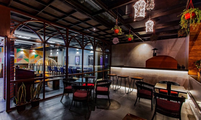 Shanthala Nagar Hotel | Mango Hotels - Purple Brigade