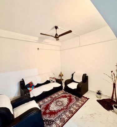 Sualkuchi Apartamento | Puspalay Homestay