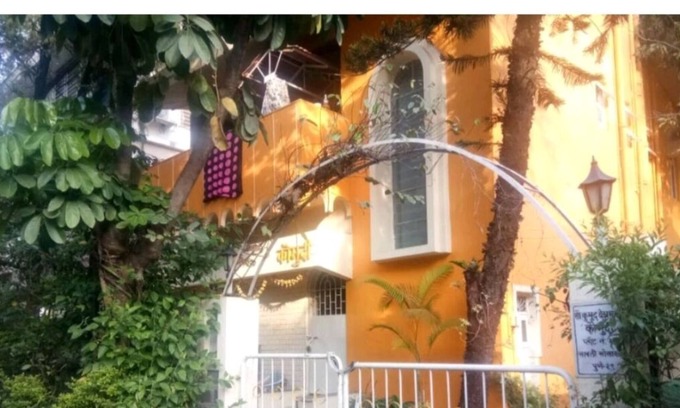 Kothrud Casa | Pvt AC room in Pvt bungalow + Garden + Sitout with nature view, Pune