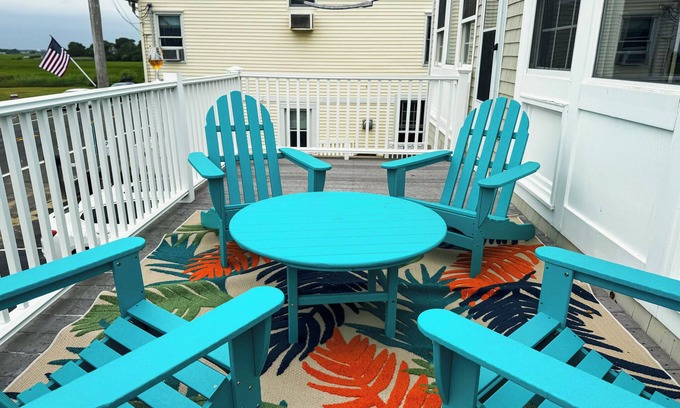 Salisbury Casa | Pvt West Facing Deck-Pro Design-AC-Beach Access