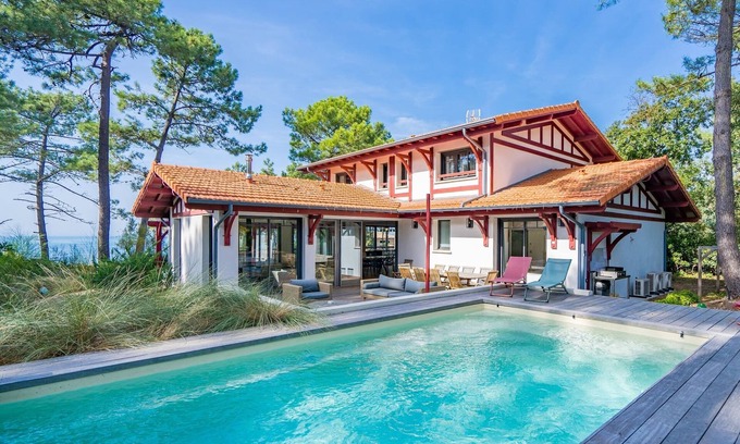 Pyla-sur-Mer Villa | Pyla sur Mer - Superb villa with Bassin view