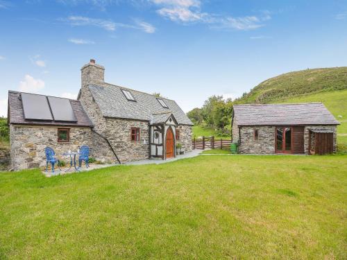 Abergele Casa | Pyllau Gleision