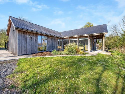 Llandeilo Casa | Pyllaubach