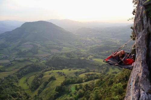 Montory Otro | Pyrénées nuit suspendue