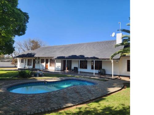 Welkom Casa | Pyramid Guest Lodge