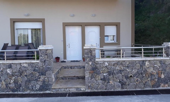 Ipsos Apartamento | Pyrgi Studio