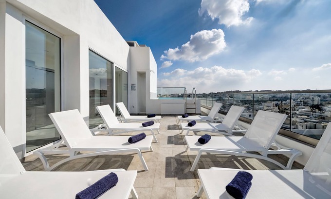 Paceville Hotel | Quadro Hotel, Trademark Collection By Wyndham