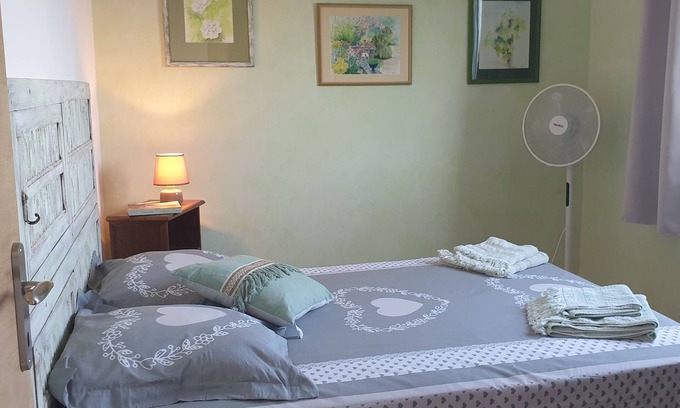 Valle-de-Campoloro Cama Y Desayuno | Quadruple room (2 bedrooms) in a village house "A Caserella"