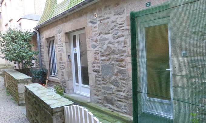 Saint-Vaast-la-Hougue Casa | Quai Vauban