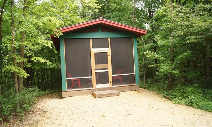 Glenwood City Cabina | Quaint 1-bedroom camper cabin in County Park!