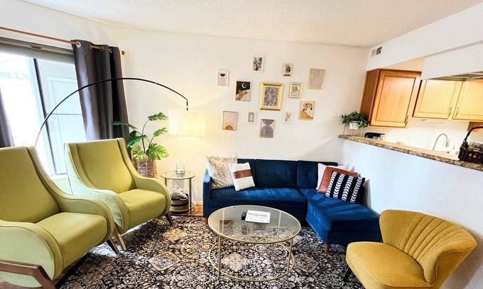 Foothills Condominio | Quaint 2 Bedroom Condo 15min to Red Rocks Amphitheater