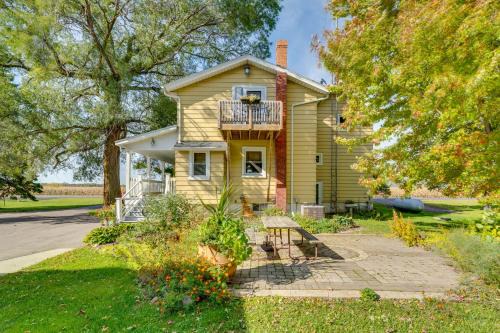 Watertown Casa | Quaint and Family-Friendly Watertown Farmhouse!