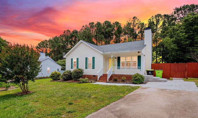 Holly Springs Casa | Quaint Cottage of Holly Springs