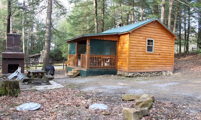 Clarington Cabina | Quaint Couples Cabin ~ NO PETS