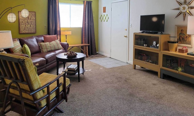 Pear Park Cabaña | ¡NUEVO! Cottage The Bee’s Knees Cottage ’<3 Mi a las bodegas!