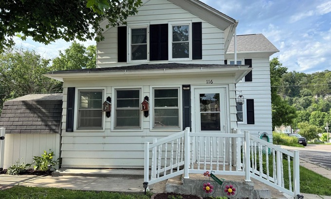Lanesboro Casa | Quaint home with large yard, pet friendly, bike storage right off the trailhead