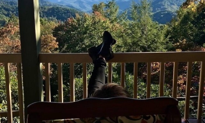 Waynesville Casa | QUAINT MOUNTAIN COTTAGE-BREATH TAKING VISTAS-1. ¡5 MILLAS AL CENTRO WAYNESVILLE!