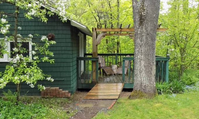North Woodstock Casa | Quaint Private Bungalow