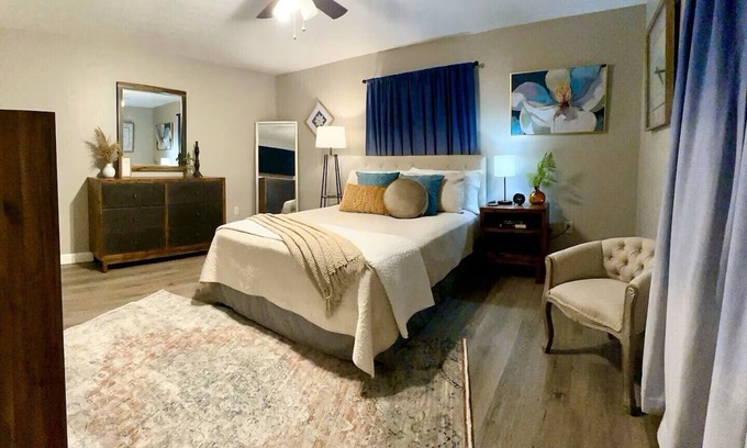 South Point Apartamento | Quaint, spacious, & relaxing; come stay with us, you'll enjoy the details.