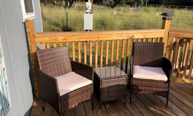 Canyon Lake Cabaña | Quaint Tiny Home Near Canyon Lake