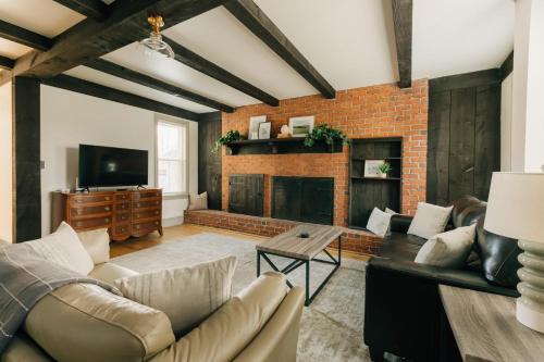 Manheim Casa | Quaint Vintage Reno in Manheim