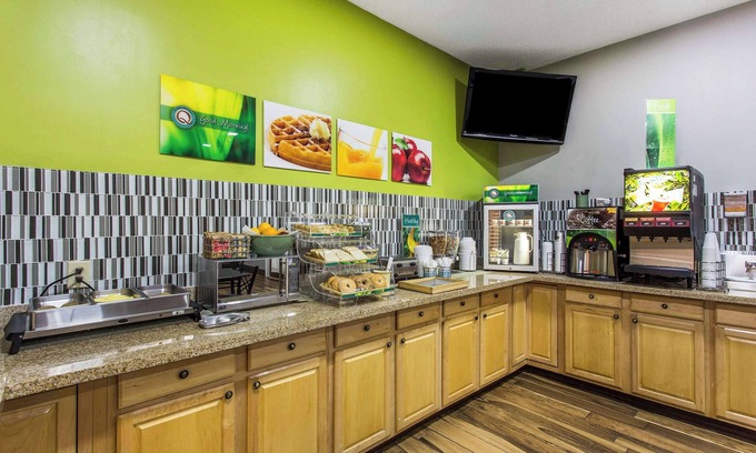 Albemarle Hotel | Quality Inn Albemarle