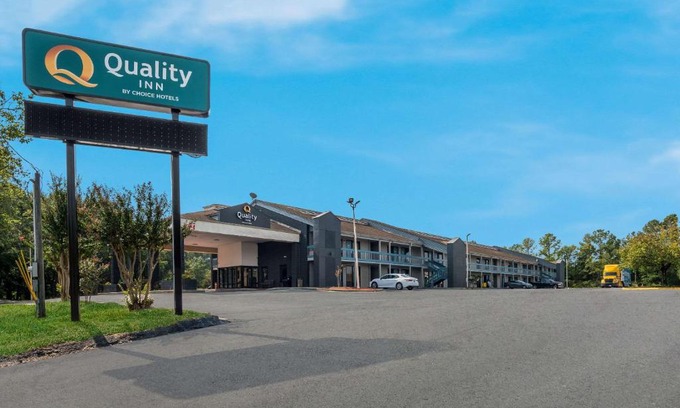 Dentsville Hotel | Quality Inn Fort Jackson