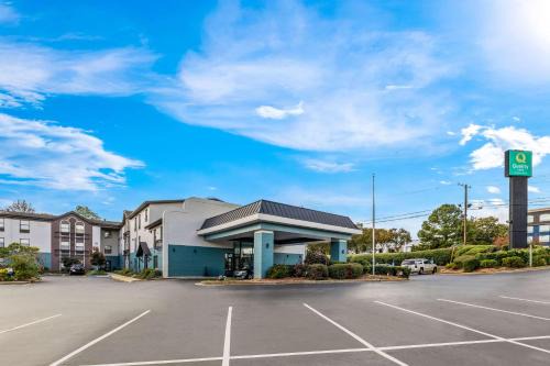 Marietta Hotel | Quality Inn Marietta near Dobbins ARB