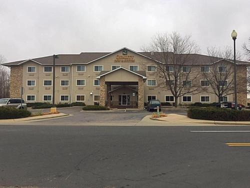 Loveland Hotel | Quality Inn & Suites Loveland