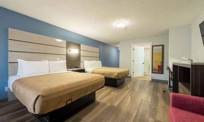 Manitou Springs Hotel | Quality Inn & Suites Manitou Springs at Pikes Peak